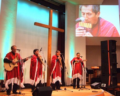 Kerygma en Shinshiro La Iglesia Cristiana de Shinshiro, realizó una reunión evangelística, el pasado 23 de Mayo, con un concierto a cargo del...