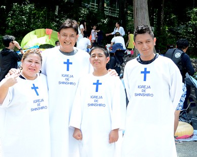 Bautismo y Churrasco 2020 El jueves 13 de Agosto, la Iglesia Cristiana de Shinshiro, realizó el bautismo en agua, de tres amados hermanos, Hideki...